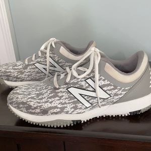 Men’s baseball turf cleats.